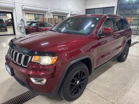 Used 2017 Jeep Grand Cherokee Laredo w/ Quick Order Package 23E image 7