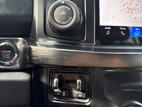 Used 2024 Ford F350 Lariat w/ Lariat Ultimate Package image 31