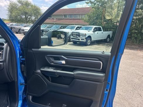 Used 2025 RAM 1500 Big Horn AWD/4WD image 14