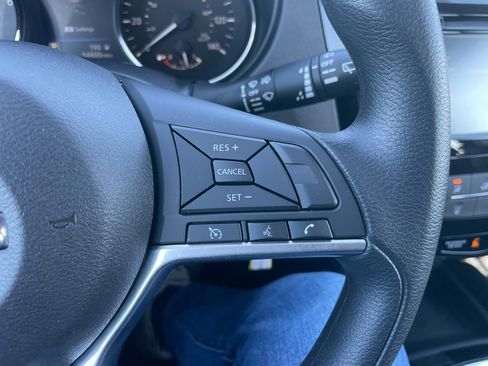 Used 2022 Nissan Rogue Sport S image 20