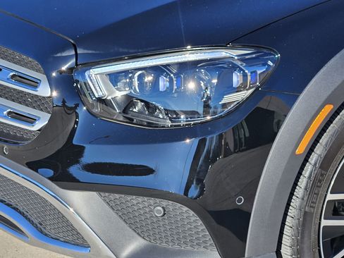 Used 2023 Mercedes-Benz E 450 4MATIC All-Terrain Wagon image 7