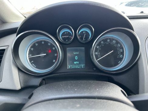 Used 2015 Buick Verano FWD image 11