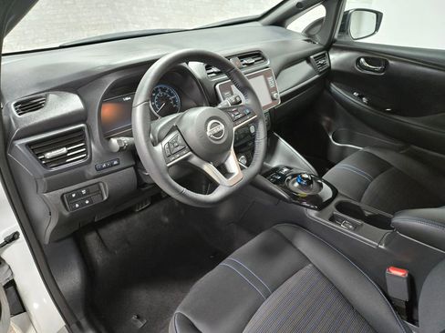 Used 2024 Nissan Leaf SV Plus image 12