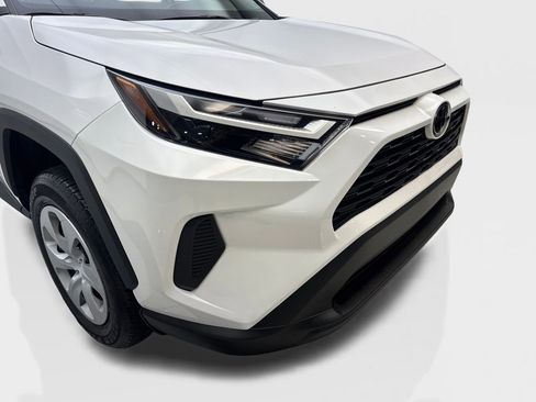 Used 2025 Toyota RAV4 LE FWD image 17