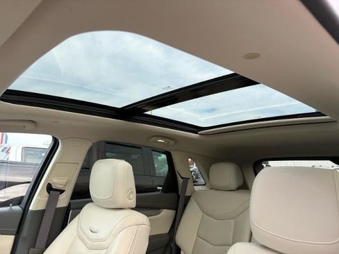 Used 2023 Cadillac XT5 Premium Luxury image 18