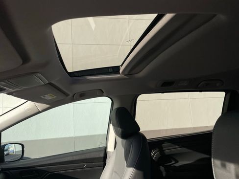 Certified 2024 Honda Odyssey EX-L image 29