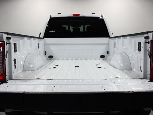Used 2024 Ford F350 Lariat w/ Lariat Ultimate Package image 14