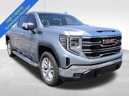 Used 2025 GMC Sierra 1500 SLT w/ SLT Premium Plus Package AWD/4WD image 8