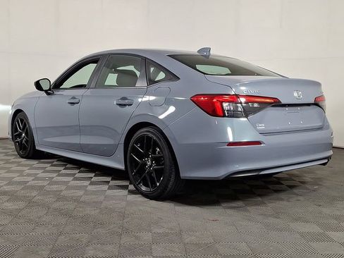 Used 2023 Honda Civic Sport image 7