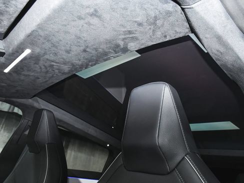 Used 2024 Tesla Cybertruck Cyberbeast AWD/4WD image 49