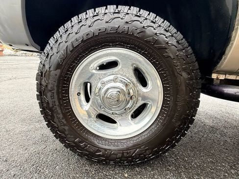 Used 2002 Dodge Ram 2500 Truck 4x4 Quad Cab image 15