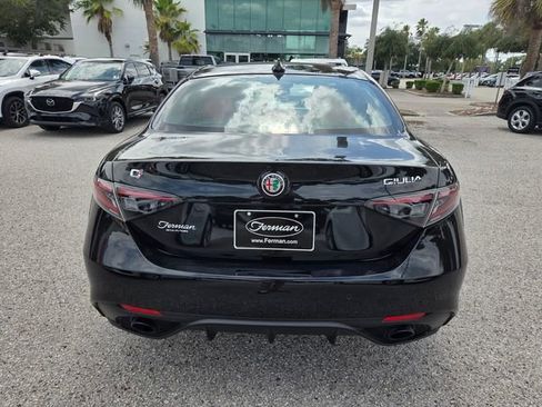 Used 2025 Alfa Romeo Giulia AWD w/ Veloce Package AWD image 13