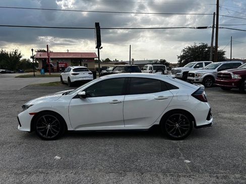 Used 2020 Honda Civic Sport image 8