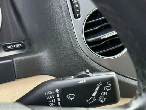 Used 2017 Volkswagen Tiguan S image 24