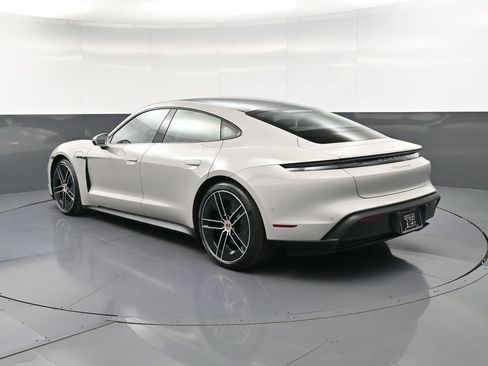 New 2026 Porsche Taycan 4S AWD/4WD image 3