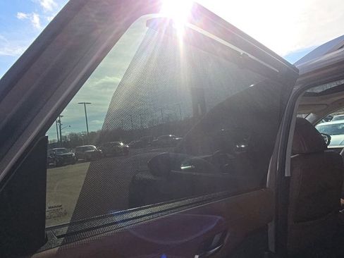 Used 2024 Nissan Pathfinder Platinum w/ Cargo Package image 37