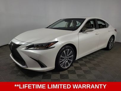 Used 2019 Lexus ES 350 w/ Accessory Package 2