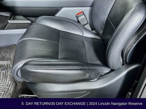 Used 2024 Lincoln Navigator Reserve AWD/4WD image 27