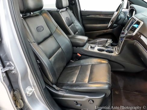 Used 2018 Jeep Grand Cherokee Overland image 33