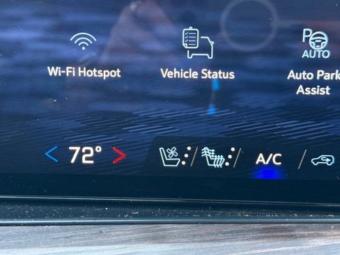 Used 2025 Chevrolet Tahoe Premier image 26