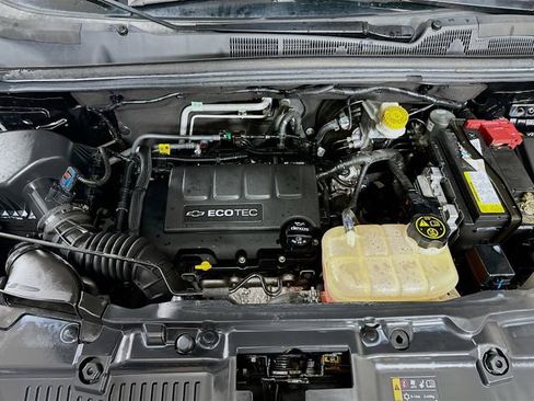 Used 2019 Chevrolet Trax LT image 28