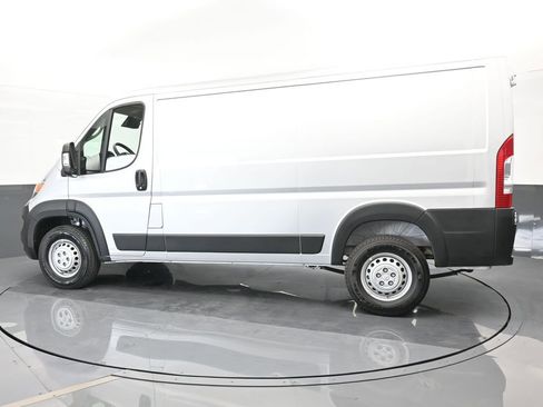 Used 2025 RAM ProMaster 2500 image 3