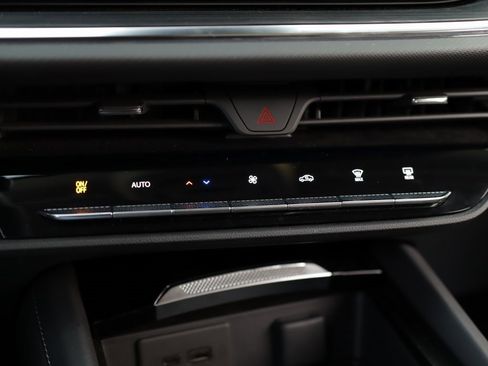 Used 2025 Buick Envision Preferred image 20