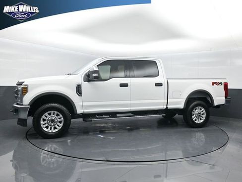 Used 2019 Ford F250 XLT w/ XLT Value Package AWD/4WD image 4