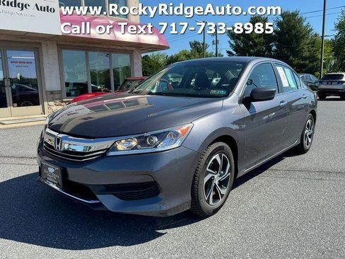 Used 2017 Honda Accord LX image 3