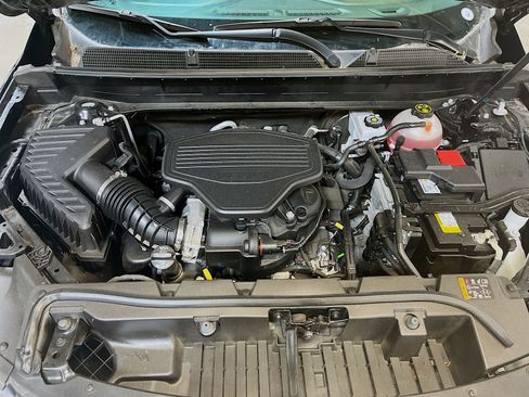 Used 2023 GMC Acadia AT4 w/ Trailering Package AWD/4WD image 32