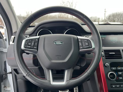 Used 2019 Land Rover Discovery Sport HSE Luxury Dynamic image 20