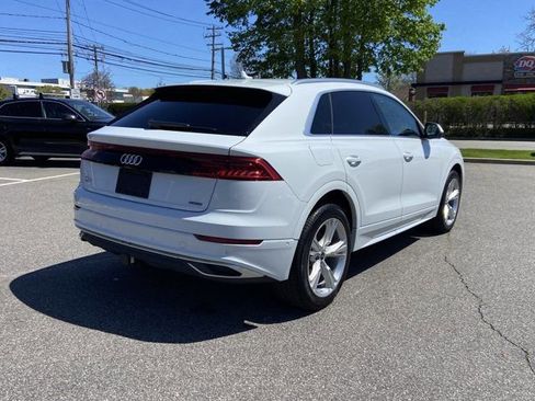 Used 2023 Audi Q8 Premium w/ Convenience Package AWD/4WD image 5
