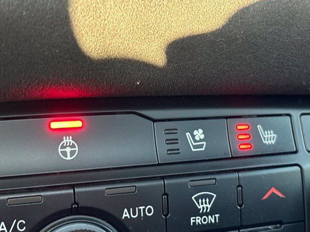 Used 2022 Dodge Durango R/T w/ Hemi Orange Plus Package AWD/4WD image 18