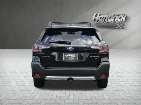 Used 2024 Subaru Outback Limited XT AWD/4WD image 8