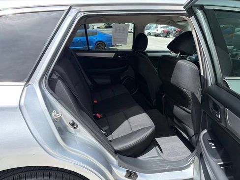 Used 2016 Subaru Outback 2.5i Premium AWD/4WD image 30