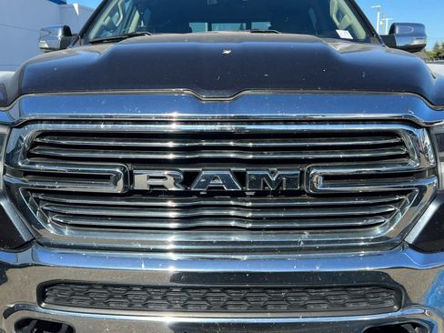 Used 2019 RAM 1500 Laramie w/ Off Road Group AWD/4WD image 12