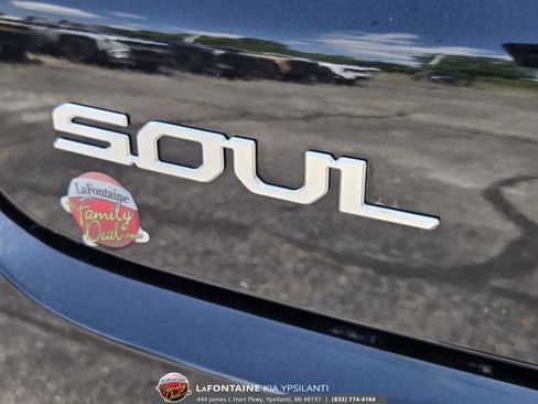 Certified 2023 Kia Soul LX w/ Option Group 015 FWD image 10