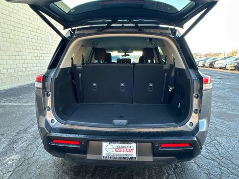 New 2026 Nissan Pathfinder SV image 16