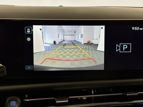 Used 2025 Hyundai Santa Cruz SE image 23