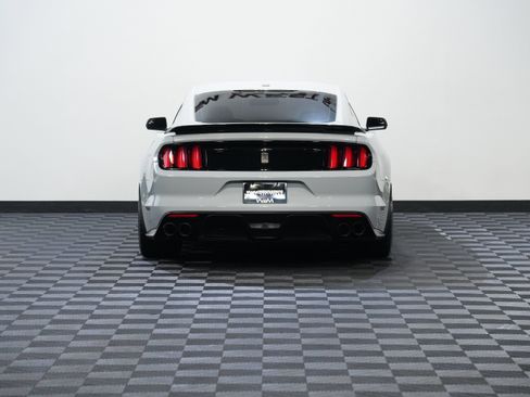 Used 2016 Ford Mustang Shelby GT350 w/ Technology Package RWD image 7