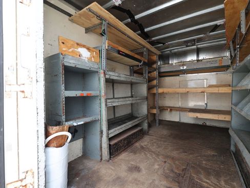 Used 2004 GMC Savana 3500 image 14