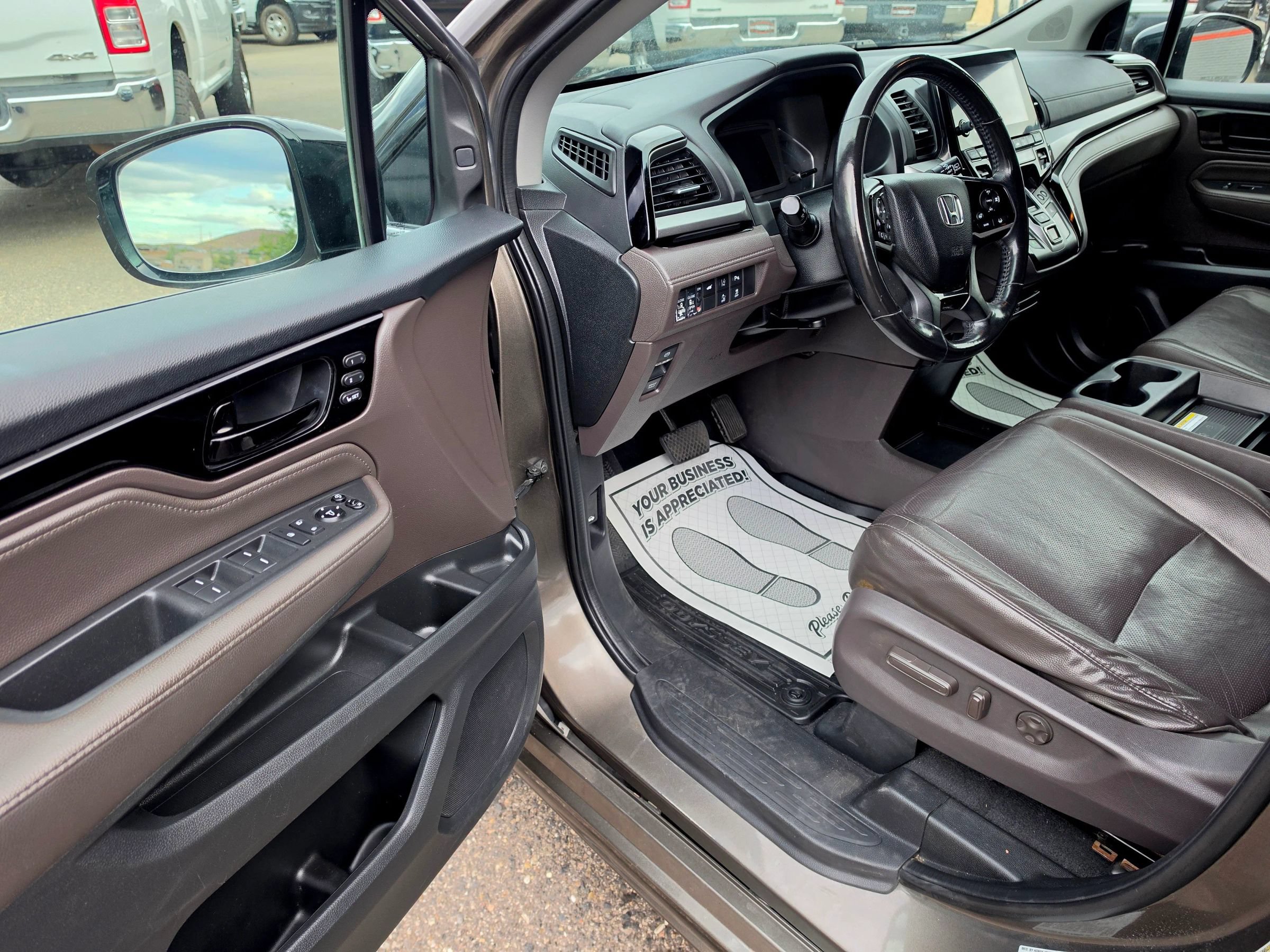 Used 2019 Honda Odyssey Elite image 14