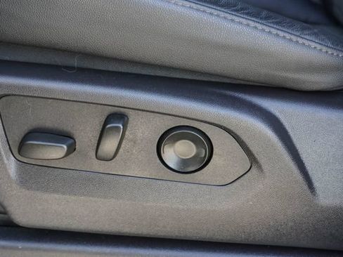 Used 2024 Chevrolet Silverado 1500 ZR2 AWD/4WD image 12