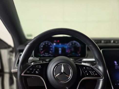 Certified 2022 Mercedes-Benz S 500 4MATIC image 15