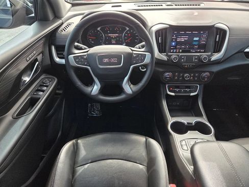Used 2022 GMC Terrain SLT w/ LPO, Floor Liner Package AWD/4WD image 8