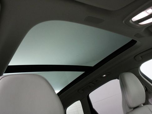 Used 2023 Volvo XC60 B5 Ultimate image 23