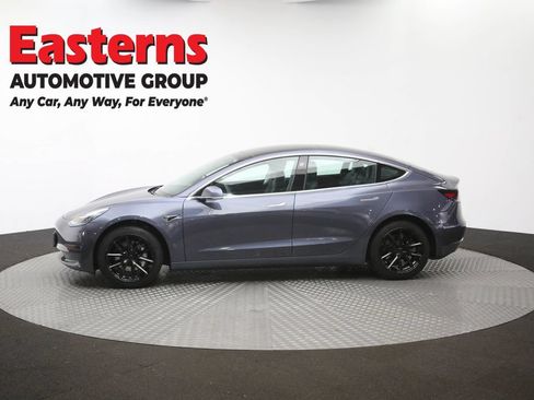 Used 2020 Tesla Model 3 Standard Range Plus RWD image 53