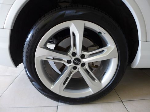 Used 2019 Audi Q7 3.0T Prestige image 89