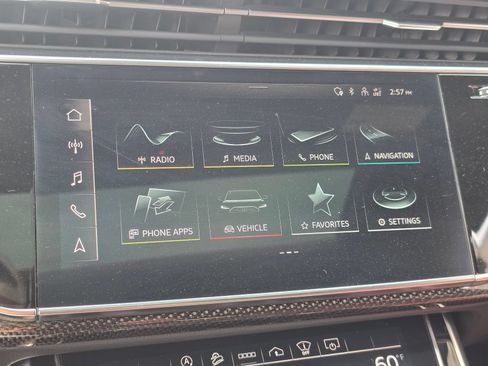 Used 2022 Audi SQ7 Prestige AWD/4WD image 17