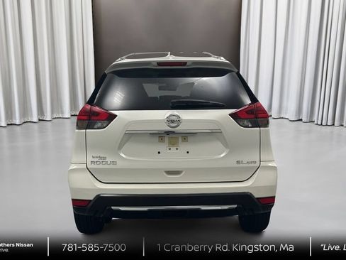 Used 2017 Nissan Rogue SL w/ SL Premium Package AWD/4WD image 6